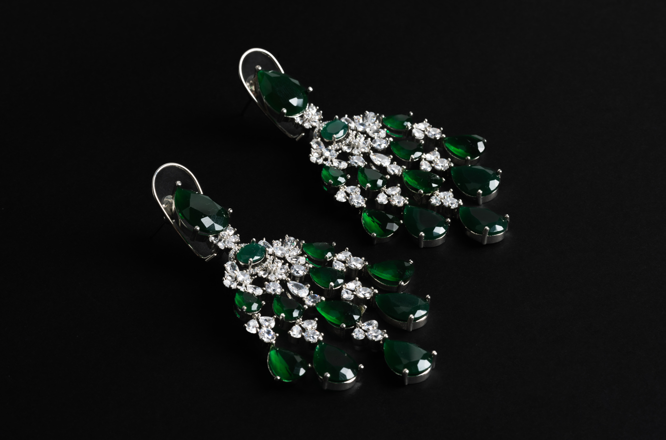 EMERALD ELEGANCE (BRIDAL)